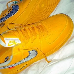 Yellow Af1s "air force one's" OFF WHITE size 10.5 worn maybe once.